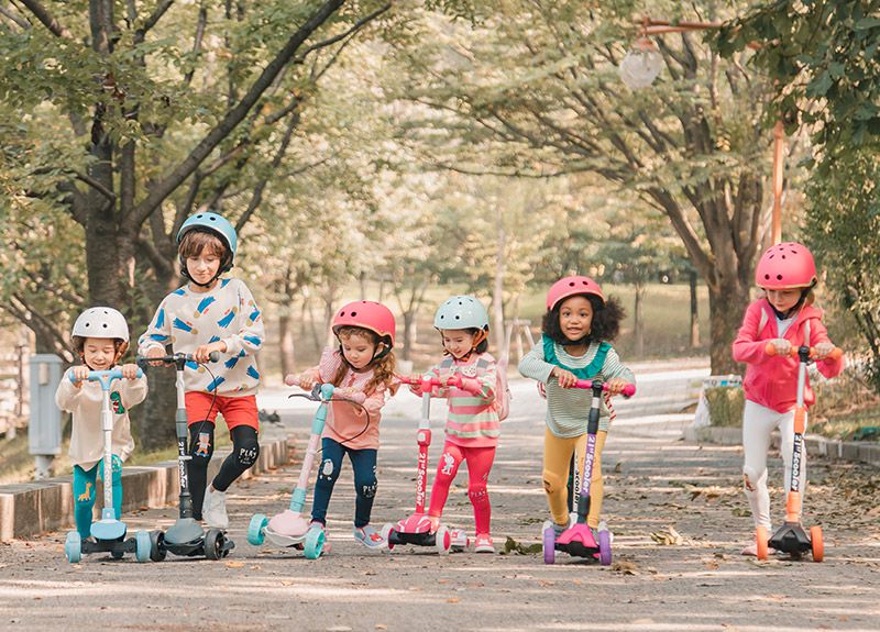 韓國 OZKIZ - 護膝彈力緊身褲-黑大熊