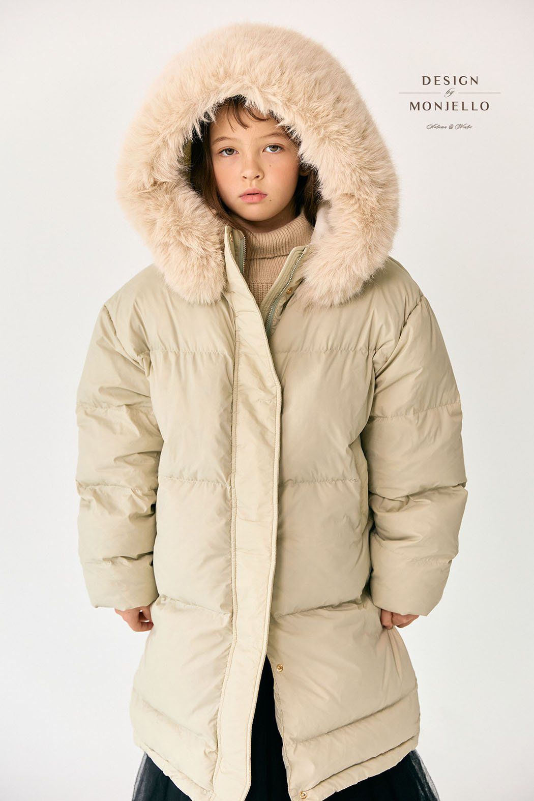 韓國 MONJELLO - (100%鴨絨)雪國來的長版羽絨外套-黑