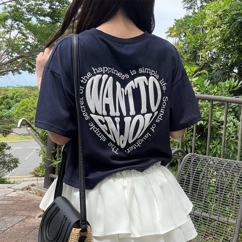 背後立體心型印花短版T恤-深藍 (F)