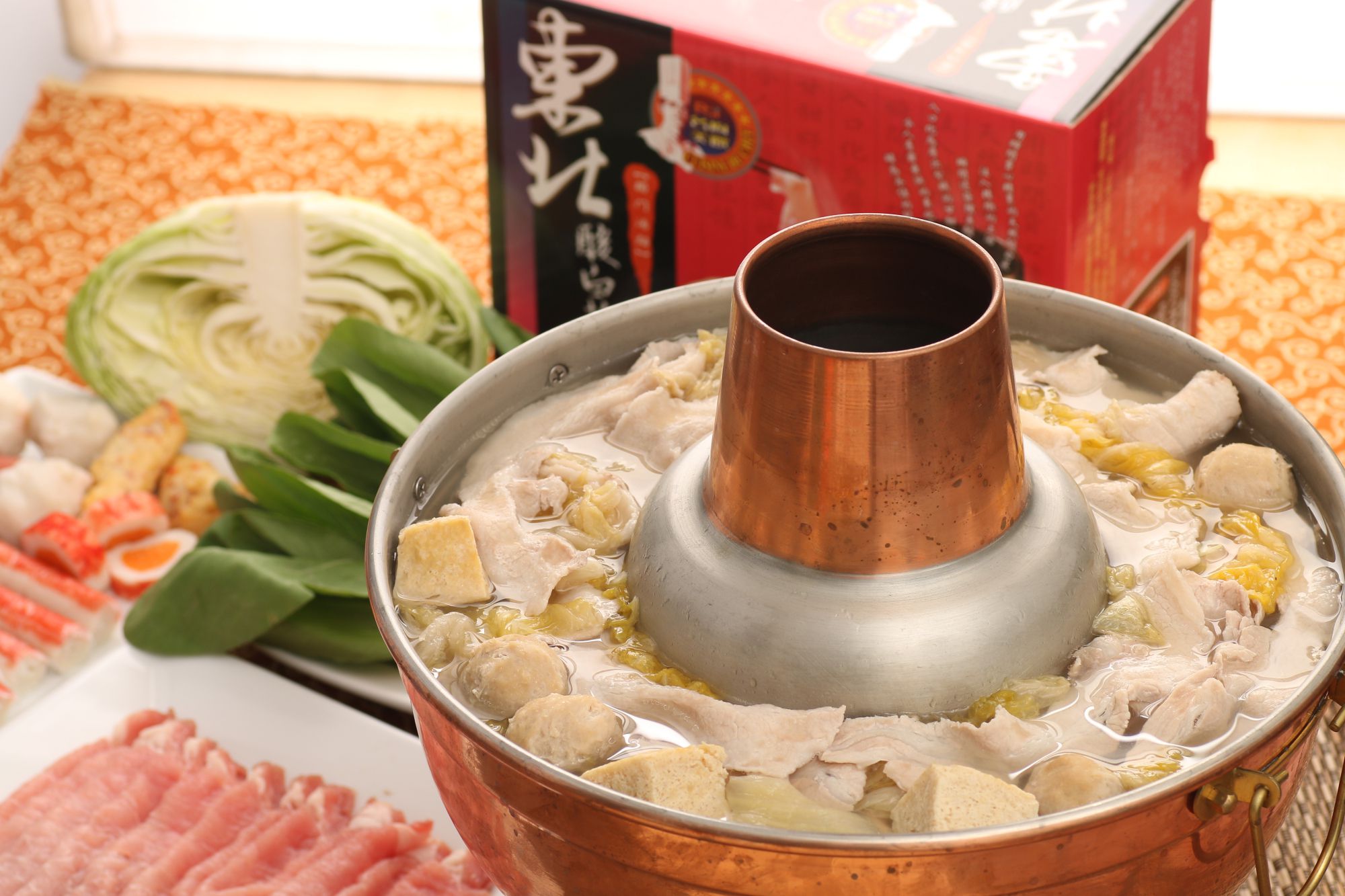 暖冬火鍋季【名廚美饌】東北酸菜鍋、蔘棗土雞湯、養生羊肉爐