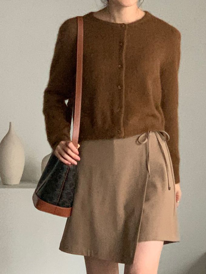 韓國女裝連線 - 愛心金釦混羊毛針織衫/外套-黑 (FREE)