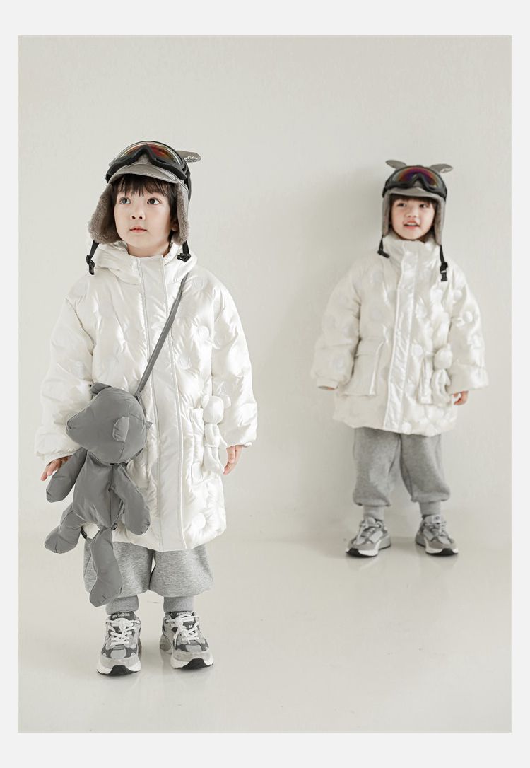 TONGMO - (90%鴨絨)可拆卸太空感立領羽絨外套-熊熊-米白色