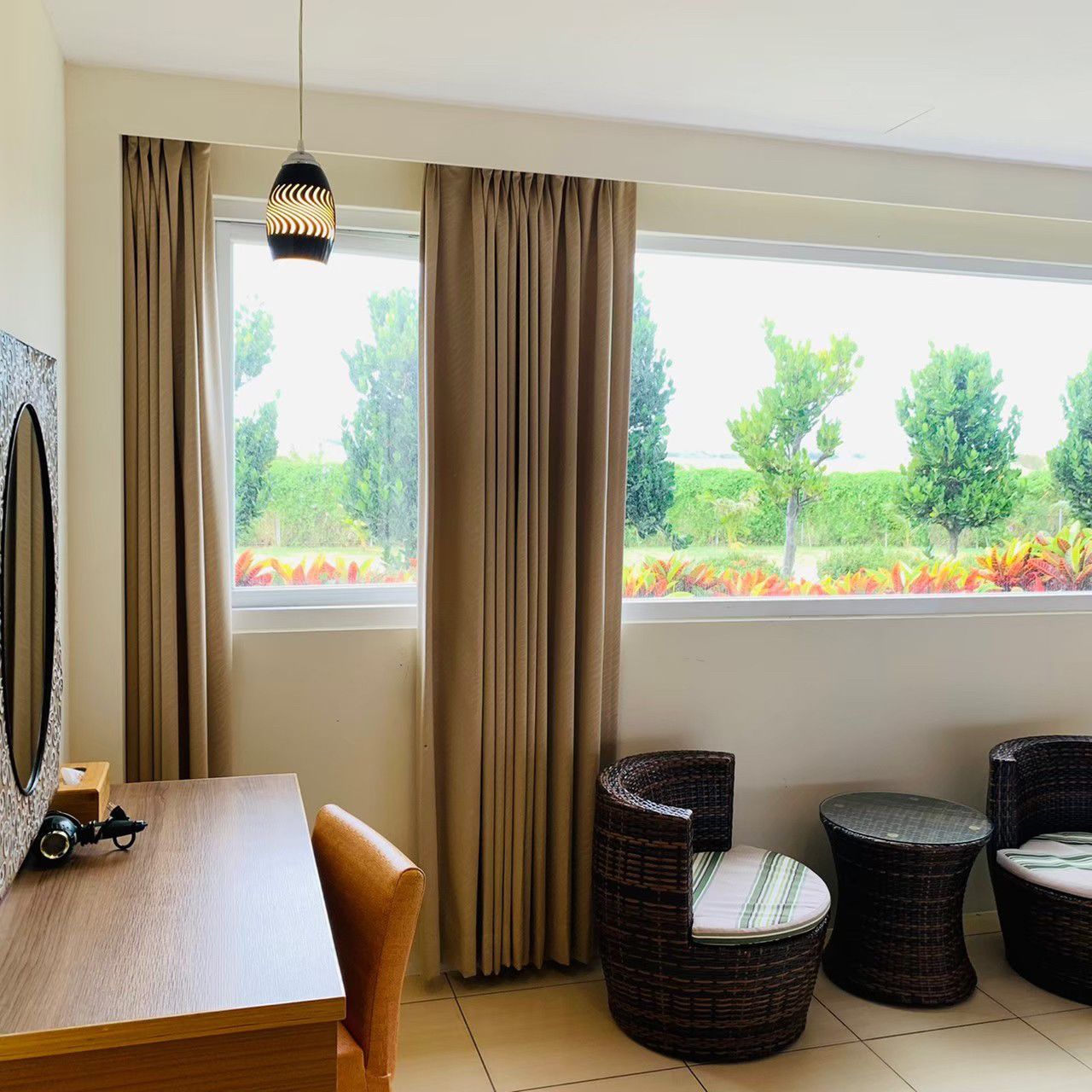 戀戀星辰湖畔莊園星光館 - 平日入住-花園家庭四人房含四客早餐住宿券-優惠效期至 2024/02/28