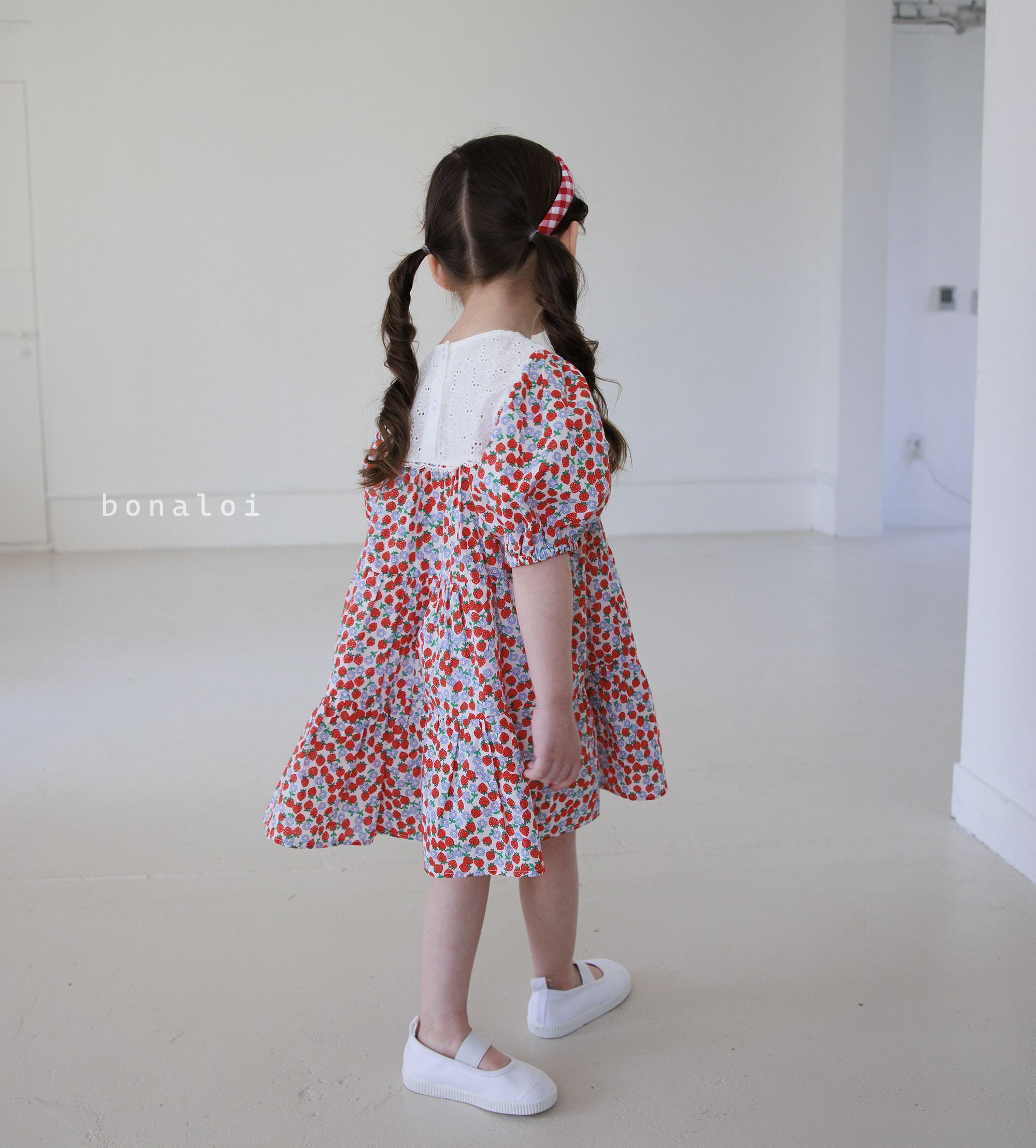 韓國 Bonaloi - 胸前雕花鏤空花朵洋裝-紅