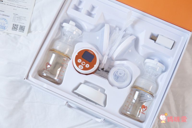 主機只有一個手掌的大小！新貝樂 雙邊電動吸乳器