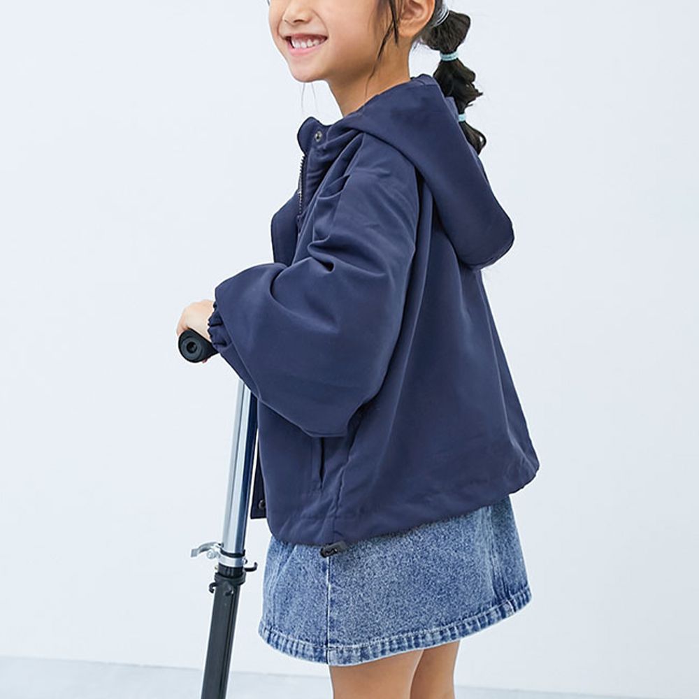 桃皮柔軟寬袖連帽派克風衣外套-海軍藍