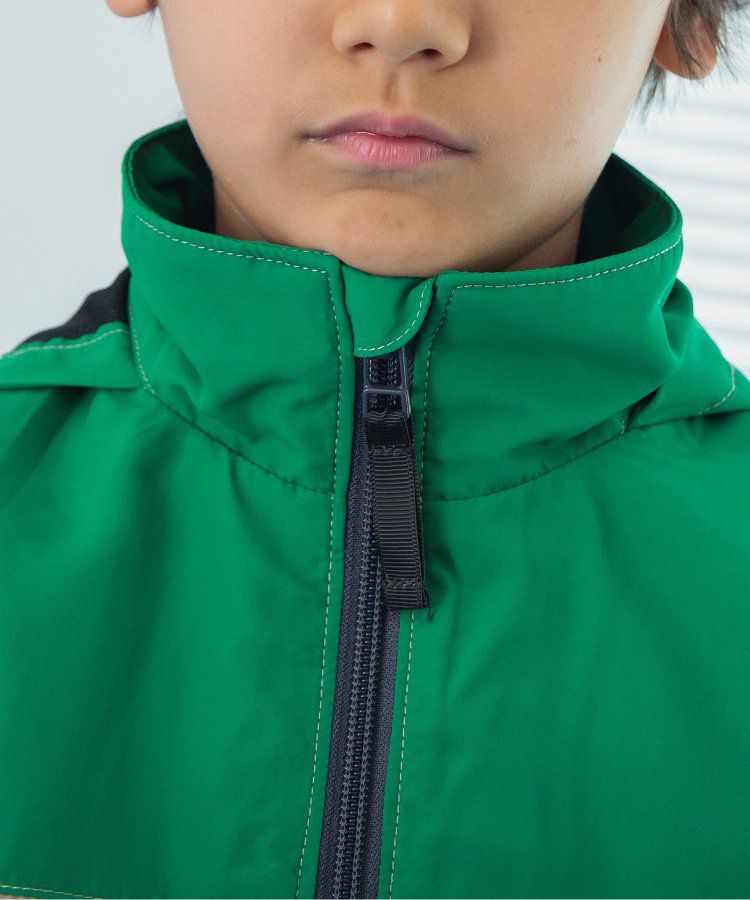 日本 BREEZE - 潑水加工 繽紛連帽防風外套-萊姆