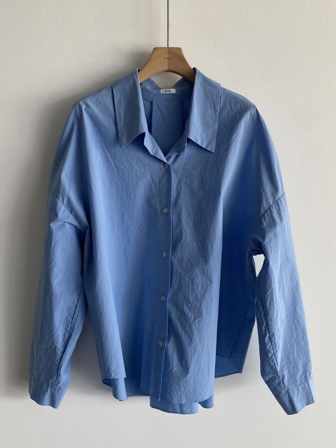 韓國女裝連線 - 知性背後抓褶翻領長袖襯衫-藍 (FREE)