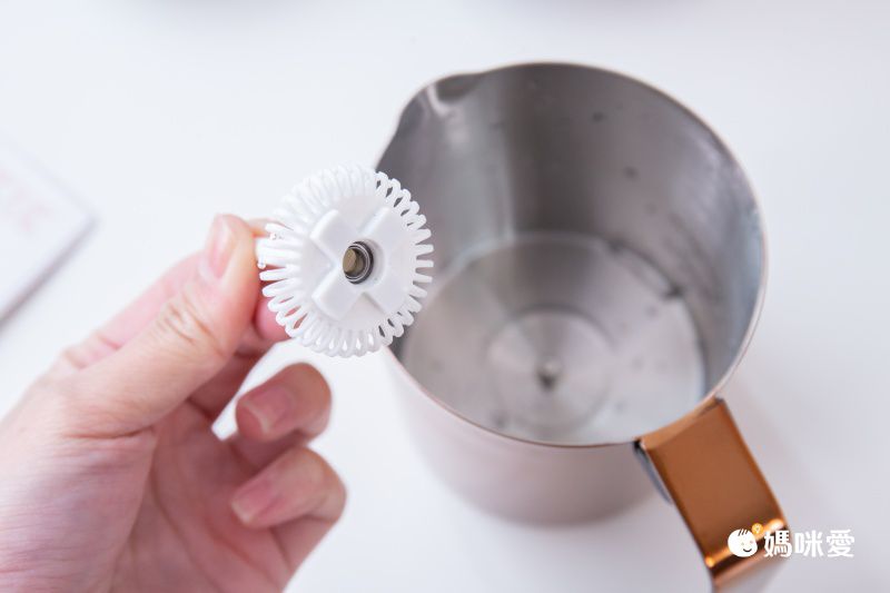 iKUK 分離式電動奶泡器 可溫奶、豆漿、米漿