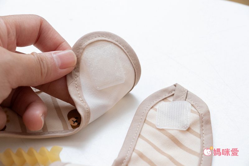 akachan honpo - 圍兜2件組-小熊學校-淺卡其色 (70～95cm)-身高70～95cm體重9～14kg