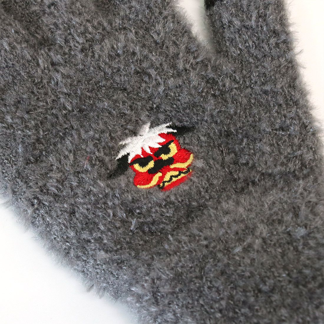 日本 TOMO - 大人可觸控短絨保暖手套-不倒翁-淺米