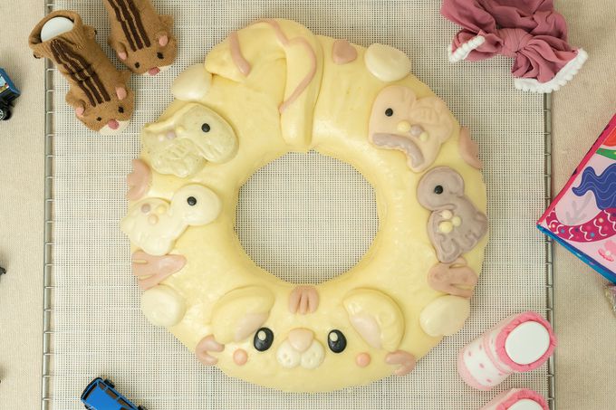 老甜媽手工饅頭 - 收涎饅頭-恐龍甜甜圈-1000g-直徑33公分