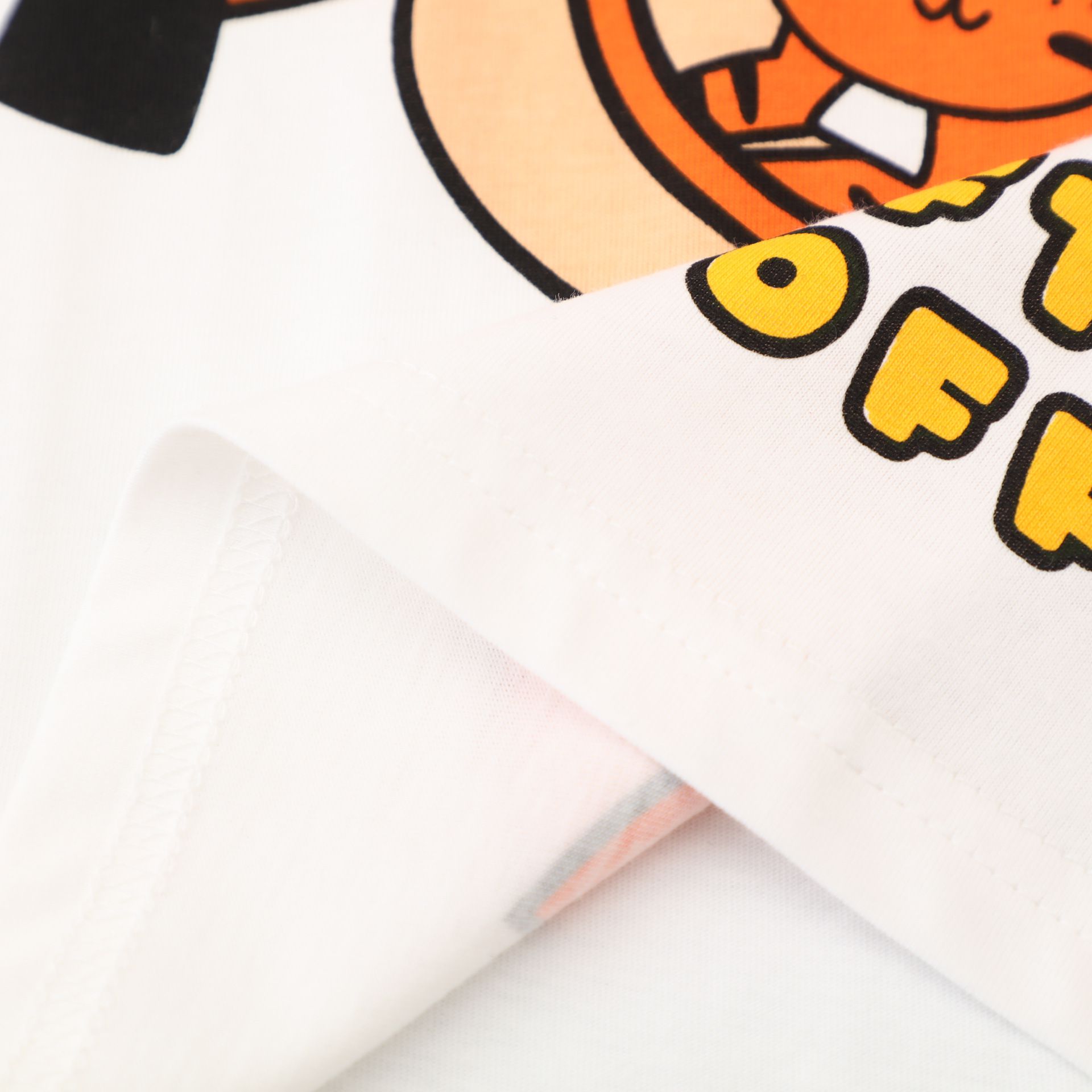 Jumping meters - 棉質圓領短袖上衣-老虎航空火箭-白色