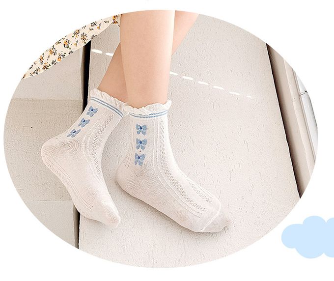 蔚藍蝴蝶結荷葉邊透氣短筒棉襪