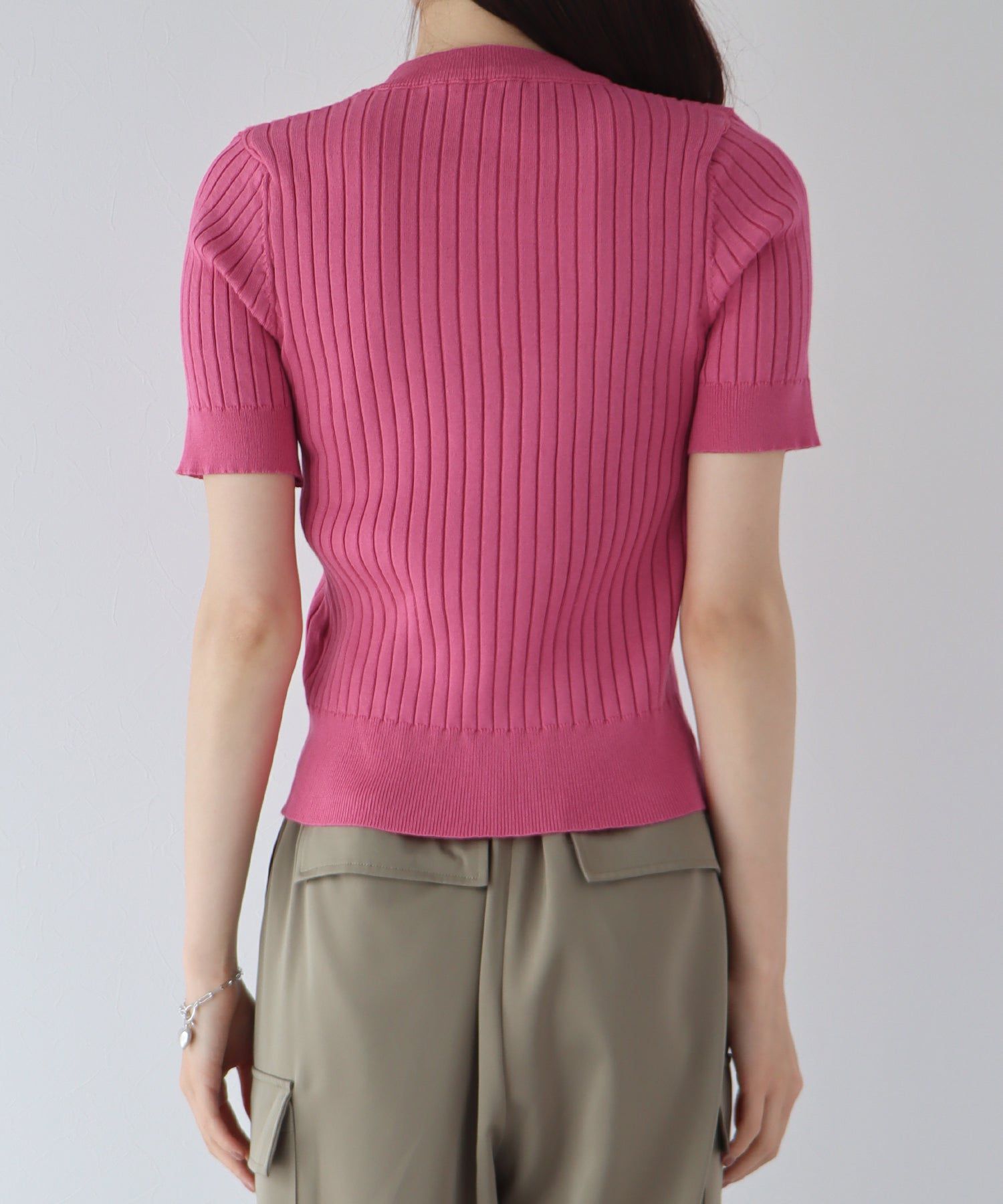 日本 BLUE EAST - 彈性寬羅紋薄針織短袖上衣-淺粉x白