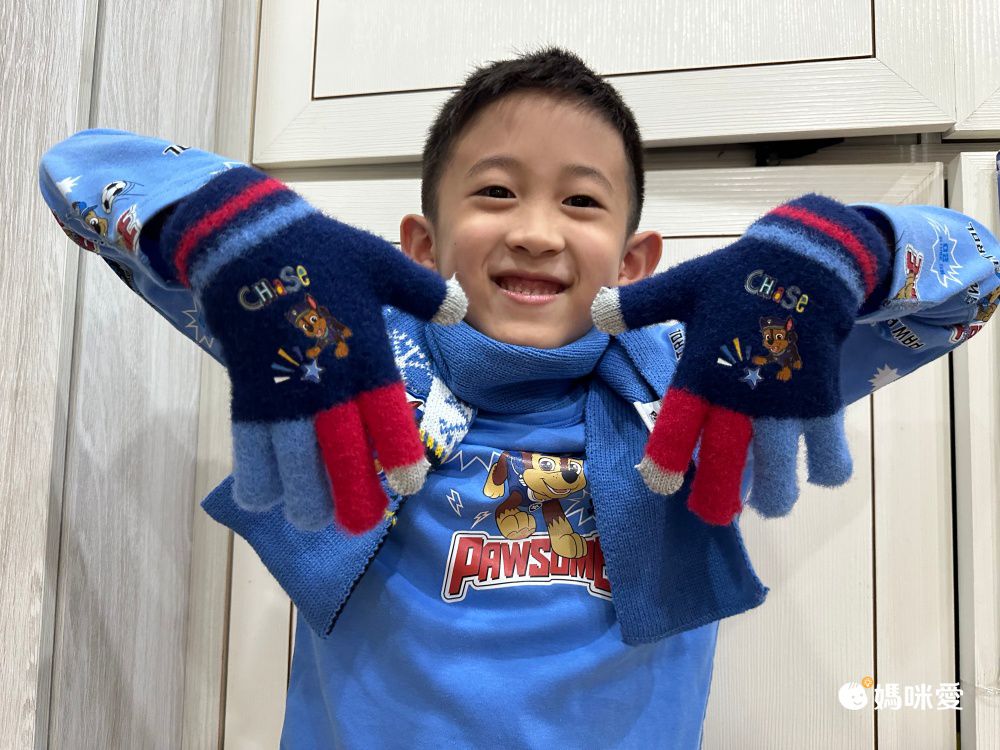卡通暖暖絨毛手套-卡通人物汪汪隊-阿奇-淺藍色 (15×7cm)