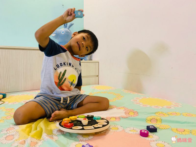 拼圖拿起來變印章【美國繪兒樂】幼兒印章塗鴉 ❤ 輕鬆完成蓋印畫！