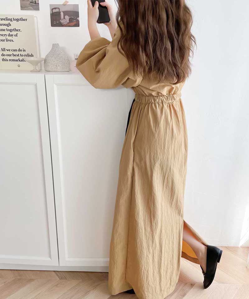 日本 Classical Elf - 簡約休閒抽繩收腰洋裝-卡其