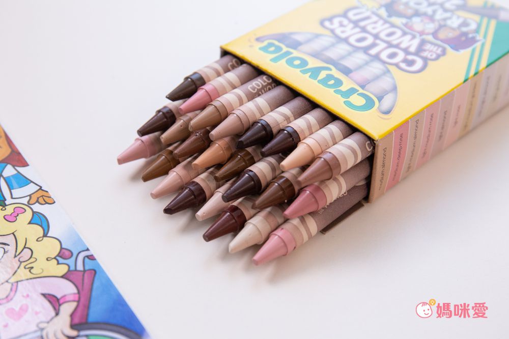 膚色不再只有一種！Crayola 繪兒樂 世界膚色蠟筆、彩色筆