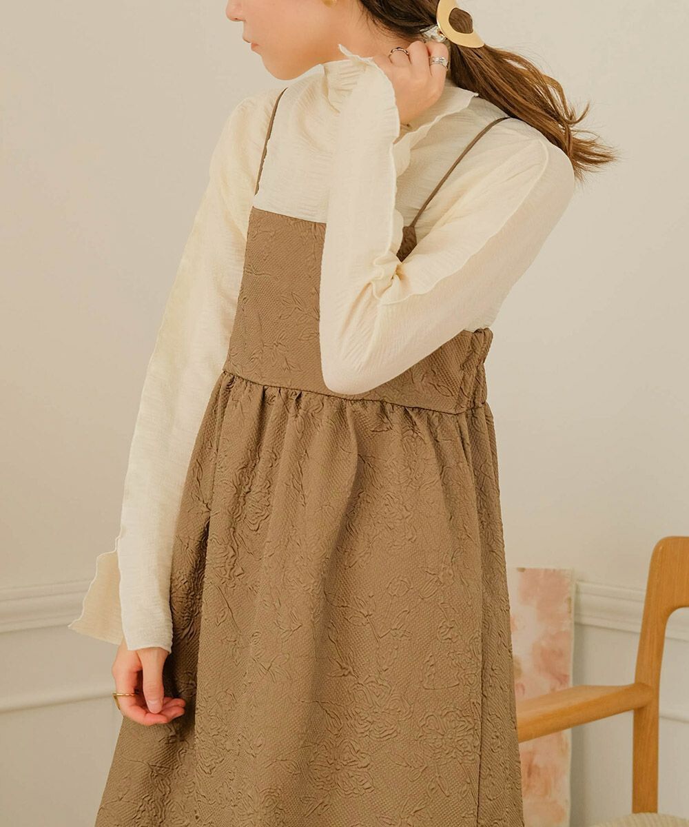 日本 Bab - 質感皺縮木耳領長袖上衣-酪梨綠