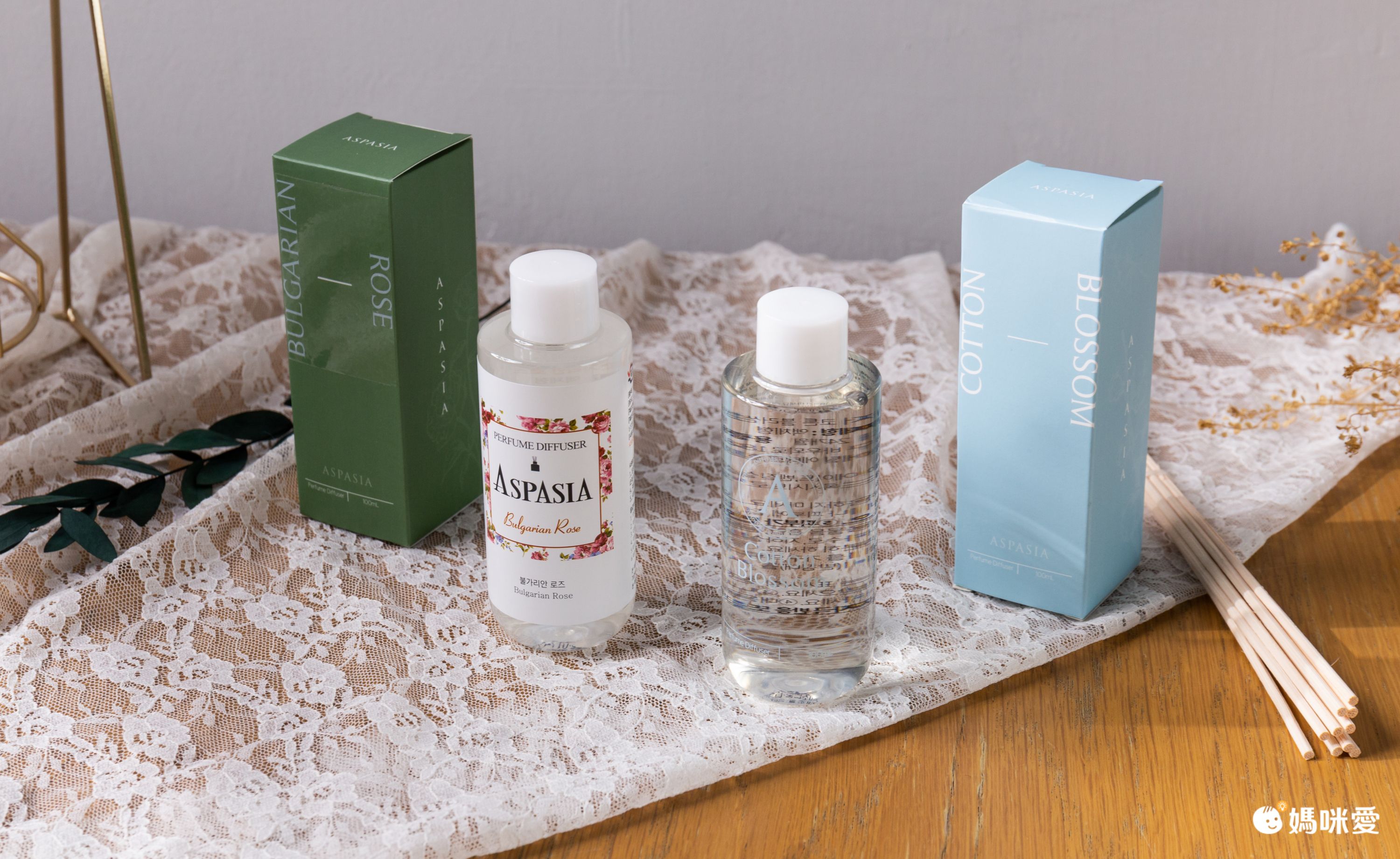 韓國 ASPASIA - 摩登人造花點綴擴香組-水滴玻璃瓶-裝飾容器+擴香100ml+擴香棒x10