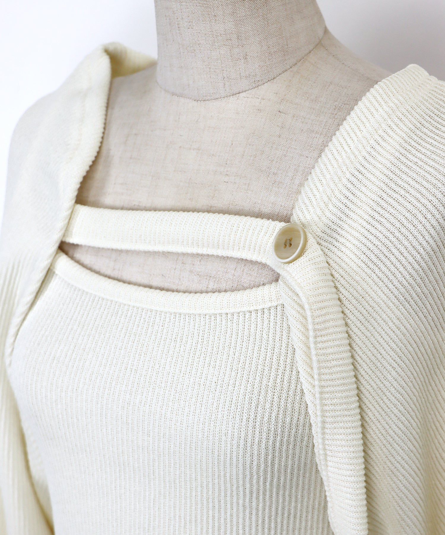 日本 BLUE EAST - 羅紋針織內搭x短版外套兩件組-黑