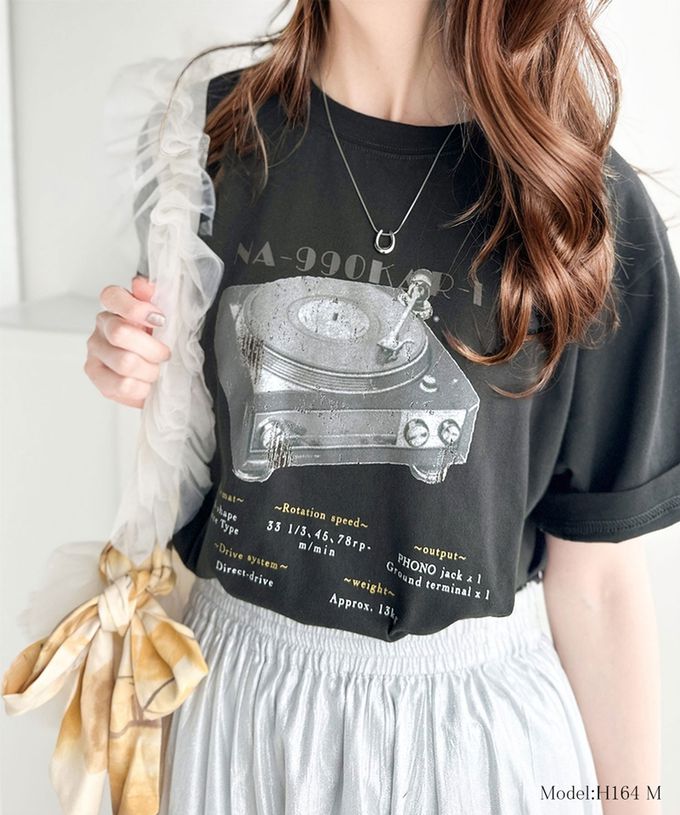 日本 Classical Elf - 純棉率性燙銀印花T恤-黑膠點唱機-炭灰