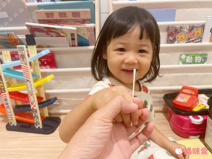 akachan honpo - 嬰幼兒用極細棉花棒-240支-2件組