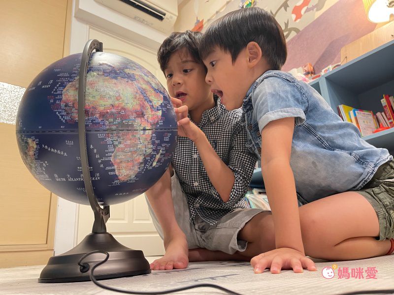 SKYGLOBE - 12吋衛星觸控三段式立體地球儀(AR互動款)