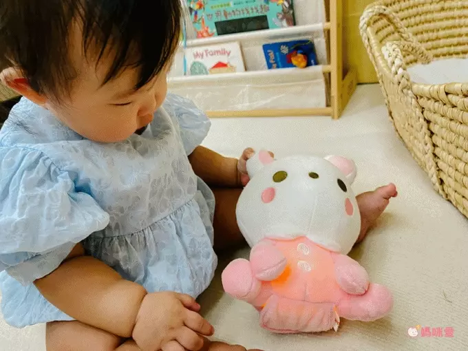 日本 Combi - 四合一聲光舒眠安撫玩具-Baby Malo-0個月以上