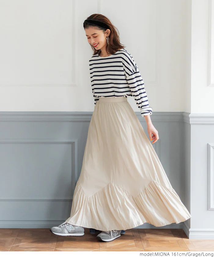 日本 COCA - 波浪裙擺修身長裙-米白