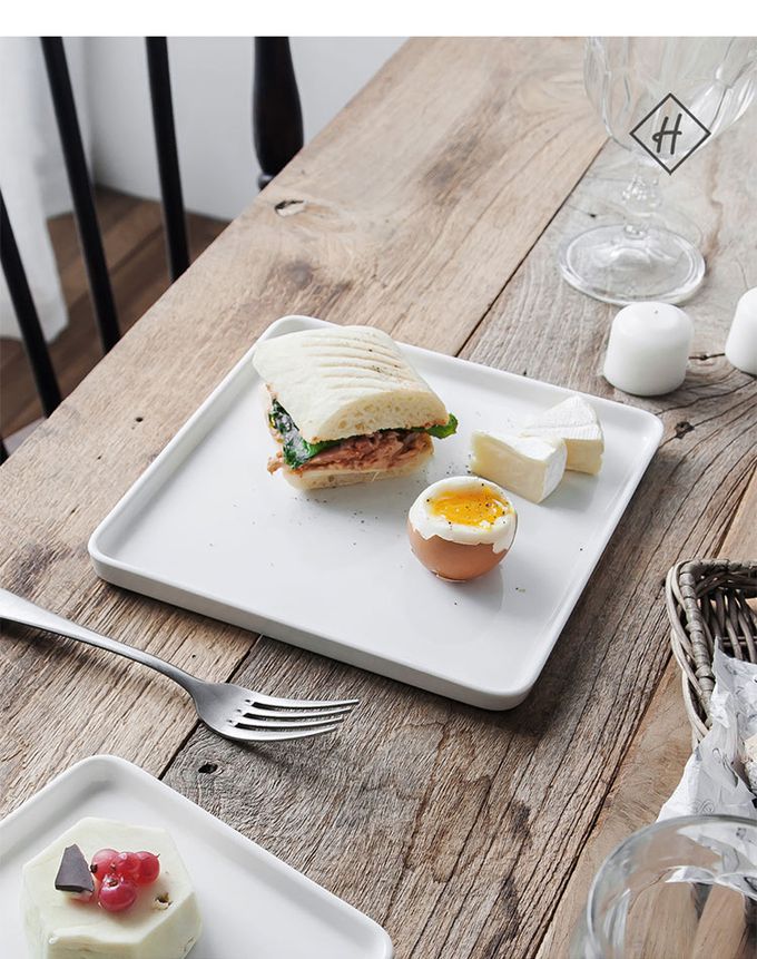 韓國 SSUEIM - LEED系列莫蘭迪陶瓷方形淺盤19cm (粉色)