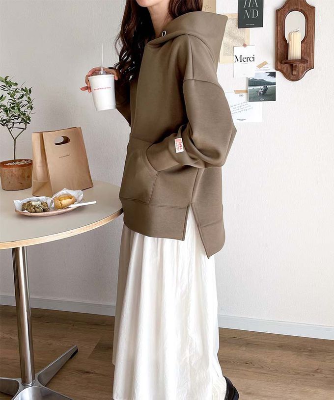 日本 Classical Elf - Java 舒適空氣棉長袖帽T-淺杏棕