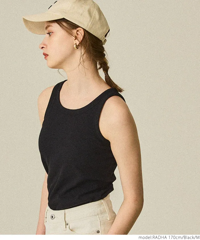 日本 COCA - 簡約美型無袖小可愛/內搭(附bra)-米白