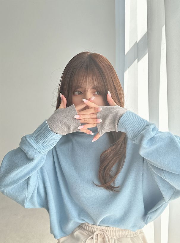 日本 GRL - 假兩件針織短版長袖上衣(附指穴)-寶貝藍x淺灰 (F)