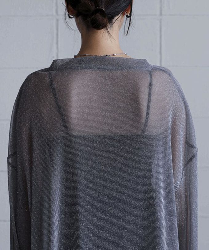 日本 Bab - 光澤閃耀透膚寬版長袖上衣-淺杏