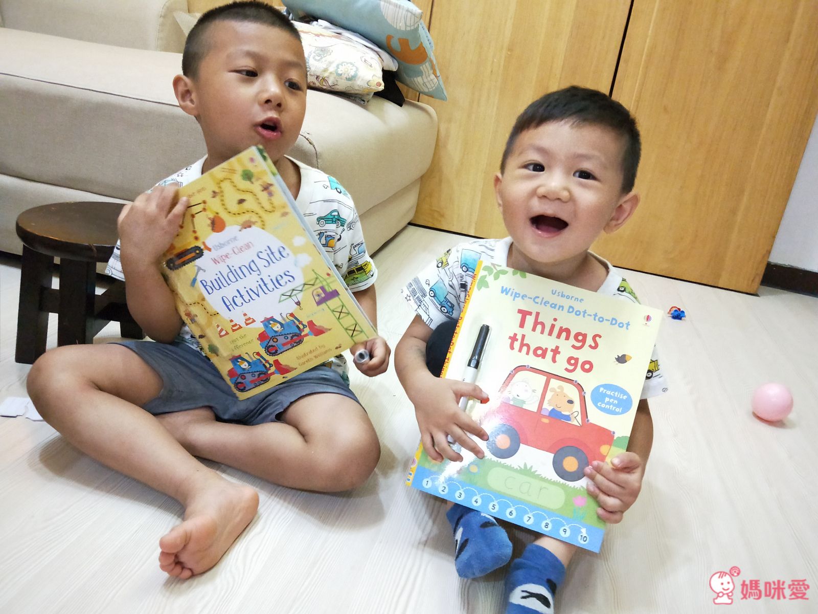 【超級英雄/蜘蛛人 貼紙書】熱愛英雄的男孩不能錯過☞大量貼紙與趣味題型 盡情當個小小英雄