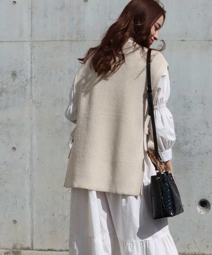 日本 BLUE EAST - 柔軟文藝綁帶針織背心-可可