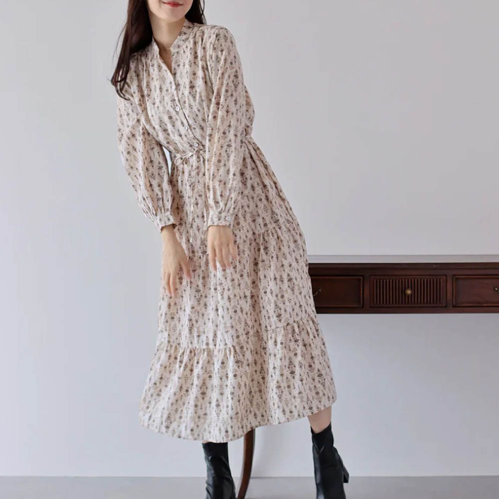 [人氣款]簡約抽繩收腰長袖洋裝-古典花-卡其