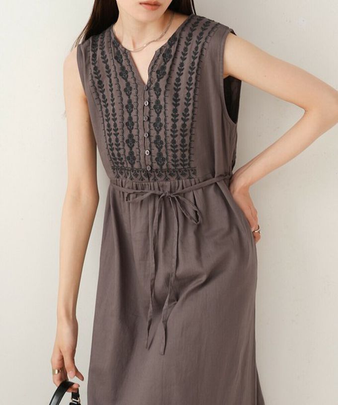 日本 Bab - 100%印度棉刺繡腰綁帶無袖洋裝-煙燻藍