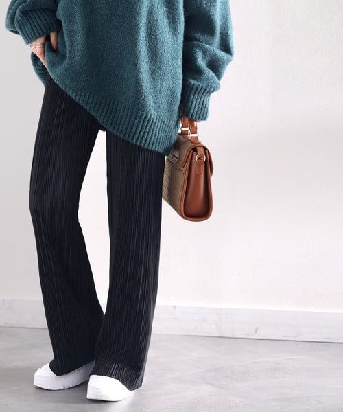 日本 Classical Elf - 光澤感細褶垂墜感長褲-焦糖棕