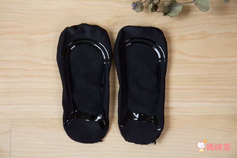 日本 okamoto - 超強專利防滑ㄈ型隱形襪-深履款-米薄紗 (23-25cm)-足底棉混