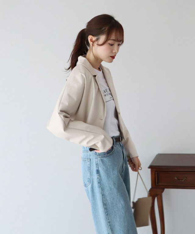 日本 BLUE EAST - 俐落短版西裝外套-米白