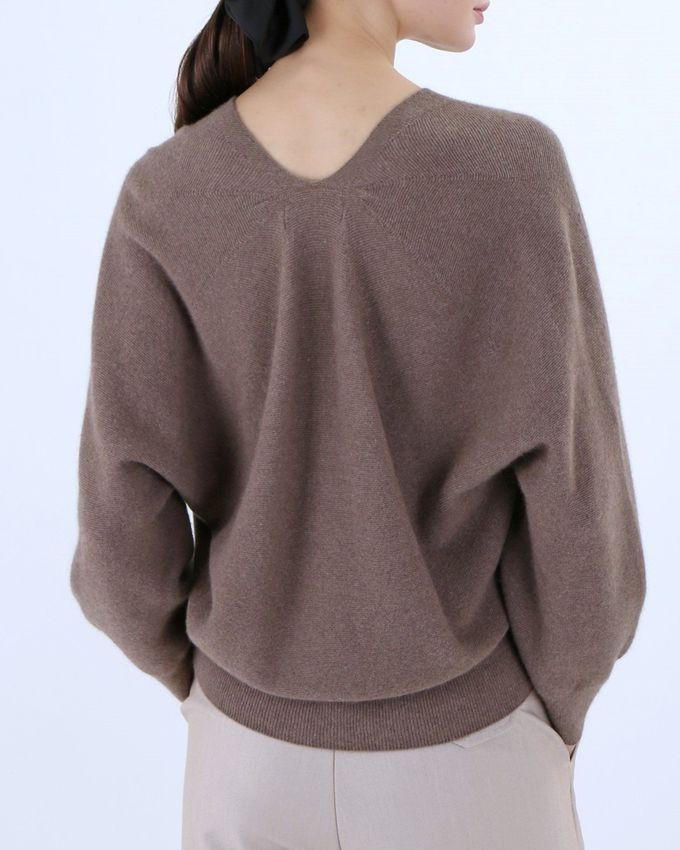 韓國女裝連線 - 溫柔V領喀什米爾羊毛長袖針織上衣-燕麥 (FREE)
