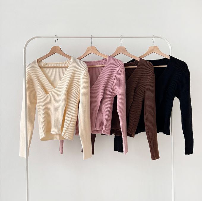 韓國女裝連線 - X交叉設計彈性坑條針織上衣-粉 (FREE)