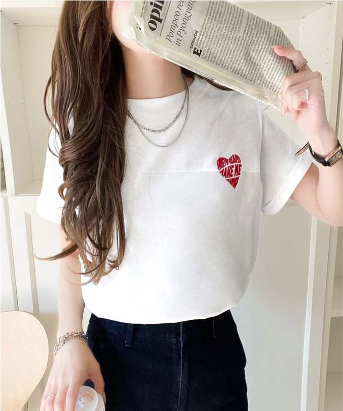 日本 Classical Elf - 經典胸前愛心刺繡短袖上衣-藍愛心-粉紅