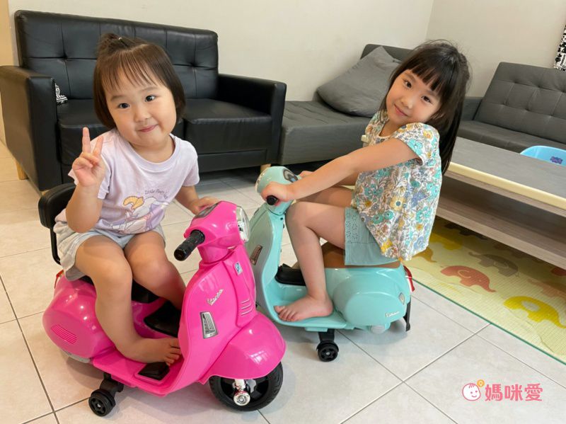 \ 限時特殺 /正宗原版授權【偉士牌Vespa】 迷你電動車