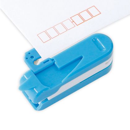 日本文具 inozto - 4合1 多功能打孔訂書機-藍x白 (7.5x2x2.7cm)