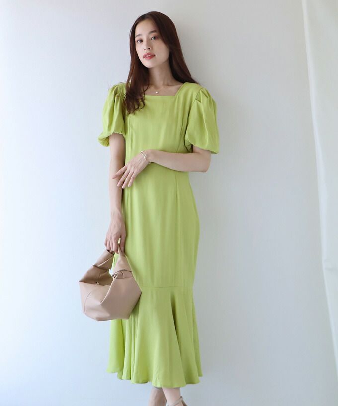 日本 BLUE EAST - 時光漫漫後綁帶泡泡袖洋裝-簡約黑