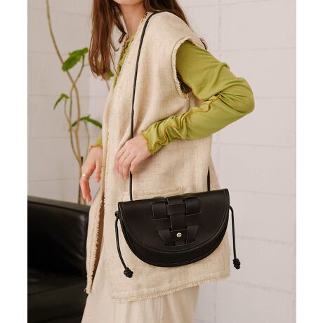 日本 Bab - 編織造型皮革半月小包-草綠